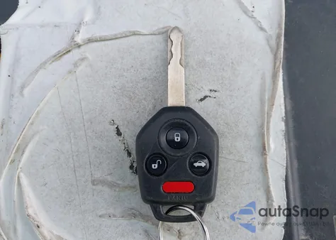 2013 Subaru Outback 2.5I Premium из США, поврежденный, VIN 4S4BRBCC3D3270128